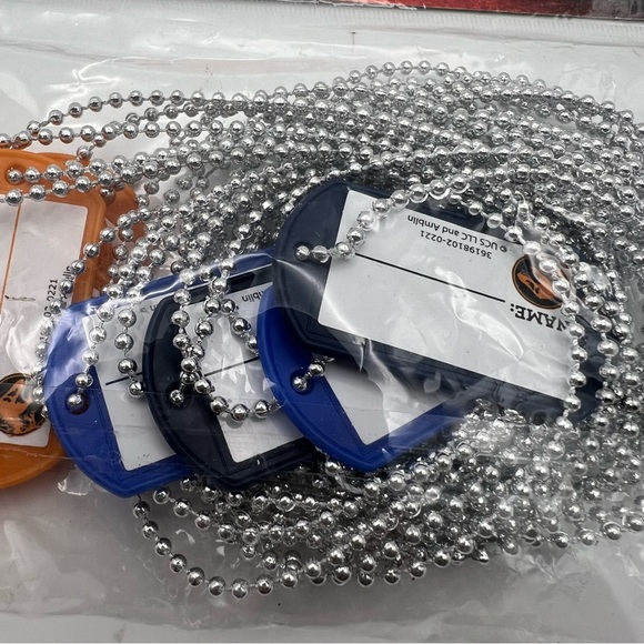 Jurrasic World Dog Tag Necklace Set, Party Favor 8 Pack - Picture 3 of 6